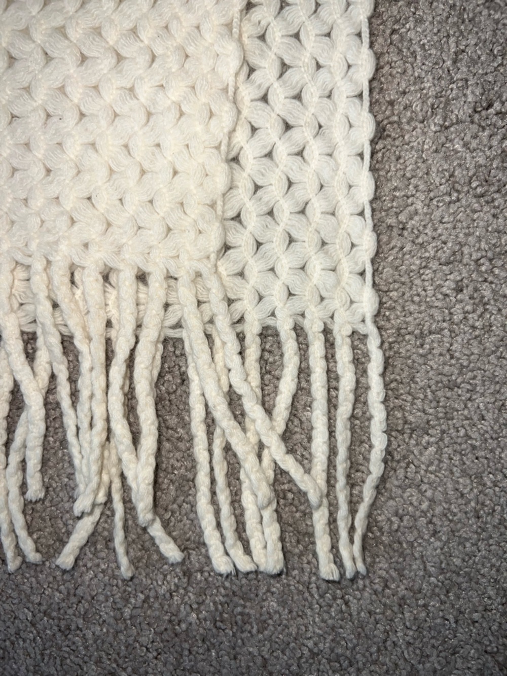 Banana Republic Factory Cream Knit Scarf and Gloves Set - Picture 3 of 4